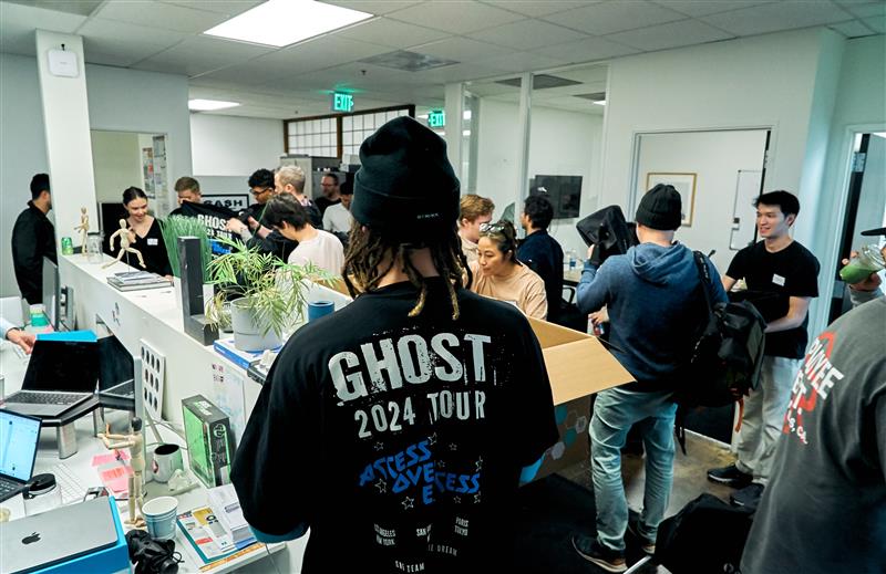 Harvey at the ghost office