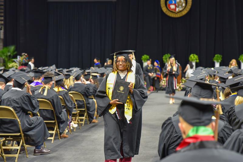 Spring commencement 2024