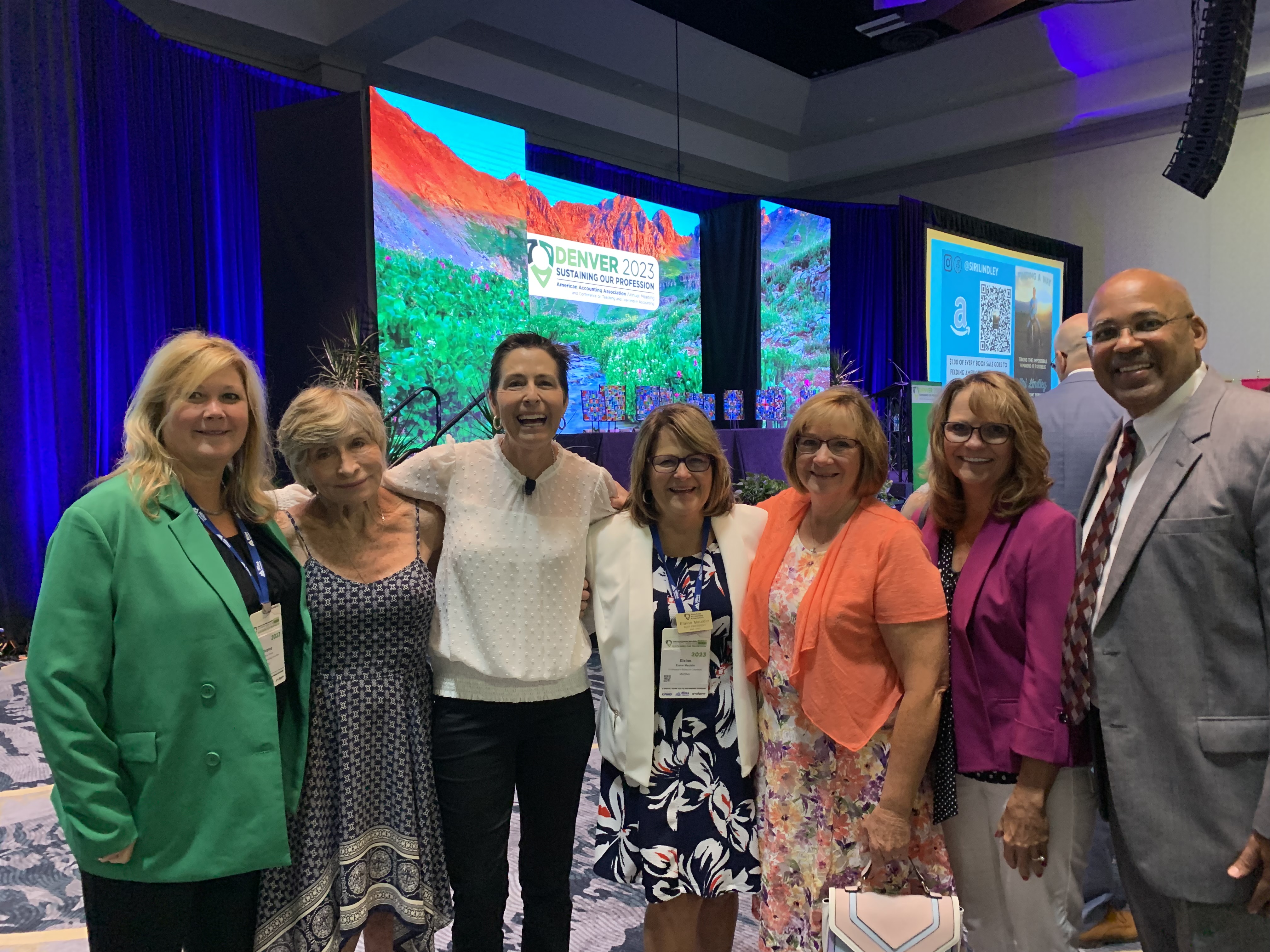 Elaine Mauldin with family