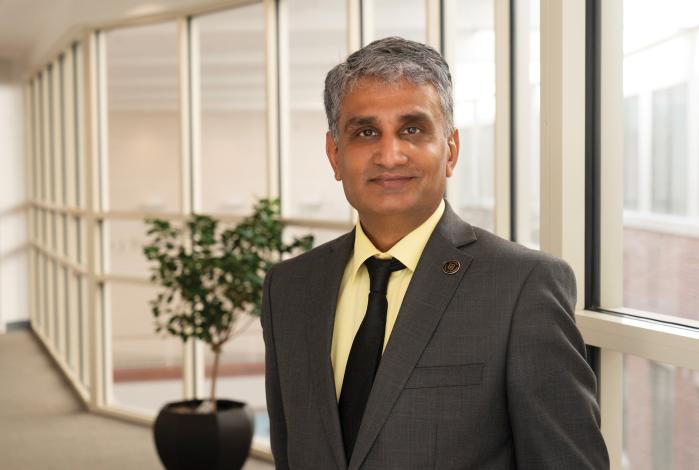 Headshot of Dean Balaji Rajagopalan