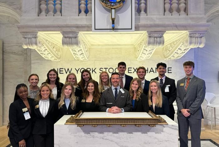 Students at the NYSE.