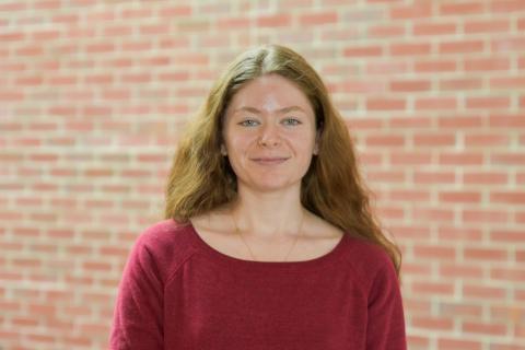 Amanda O'Loughlin headshot